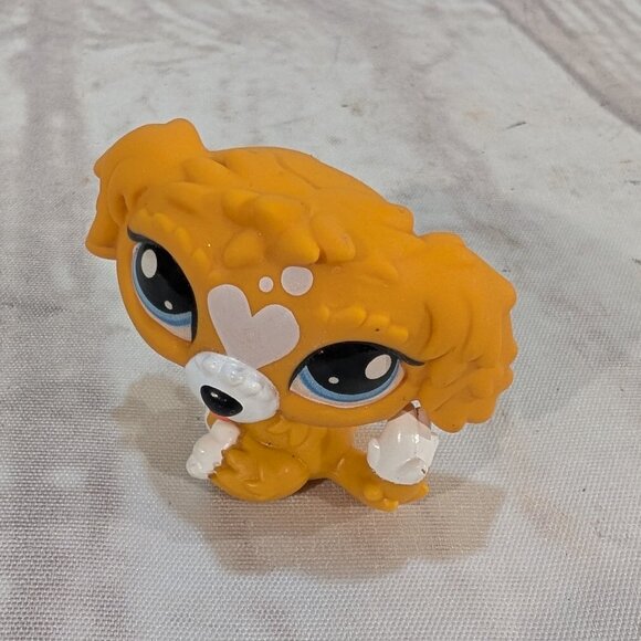 Hasbro Orange Plastic Labradoodle Dog Littlest Pet Shop Adventure Action Figure - Picture 2 of 8
